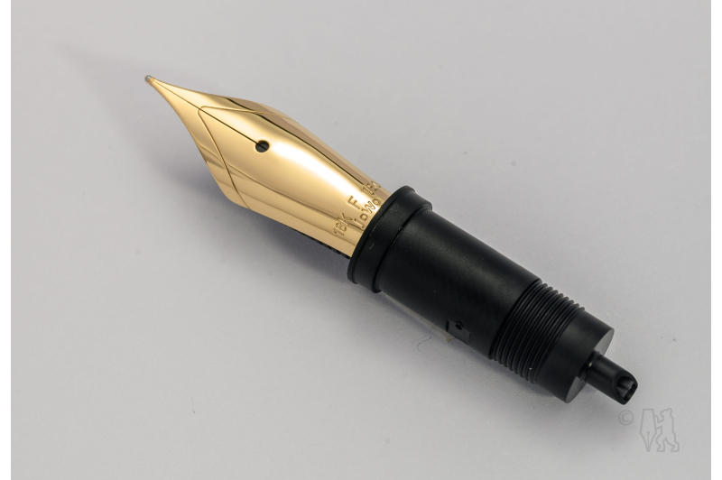 JoWo Gold 18k fountain pen nib with contour Design